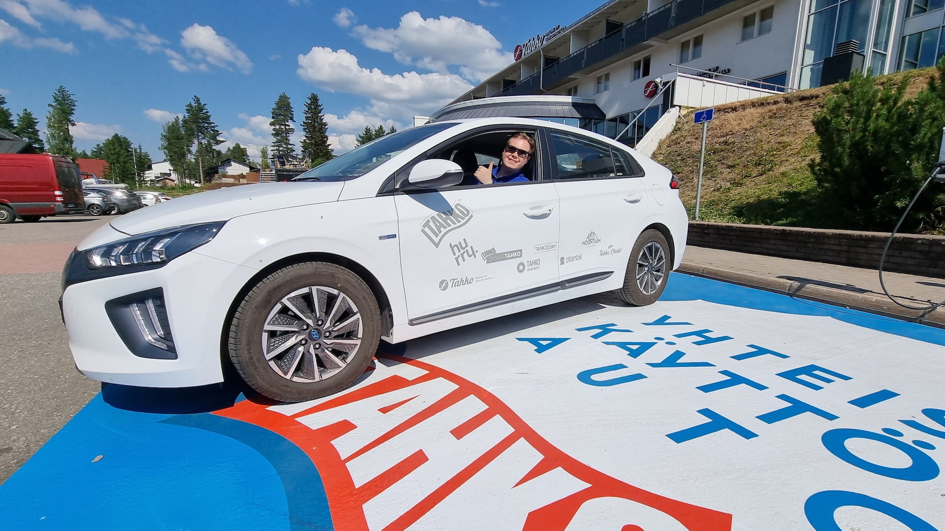 Tahkolla on nyt myös yhteiskäyttöauto