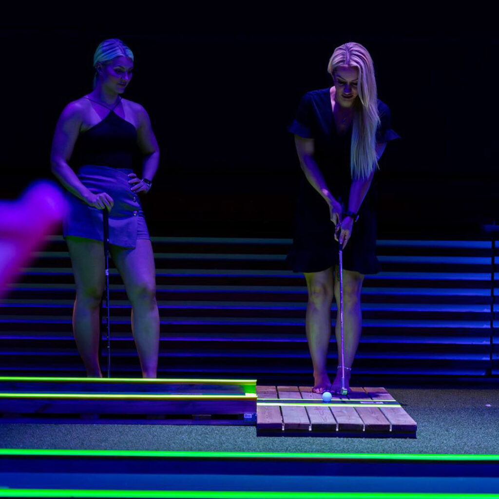 glow golf