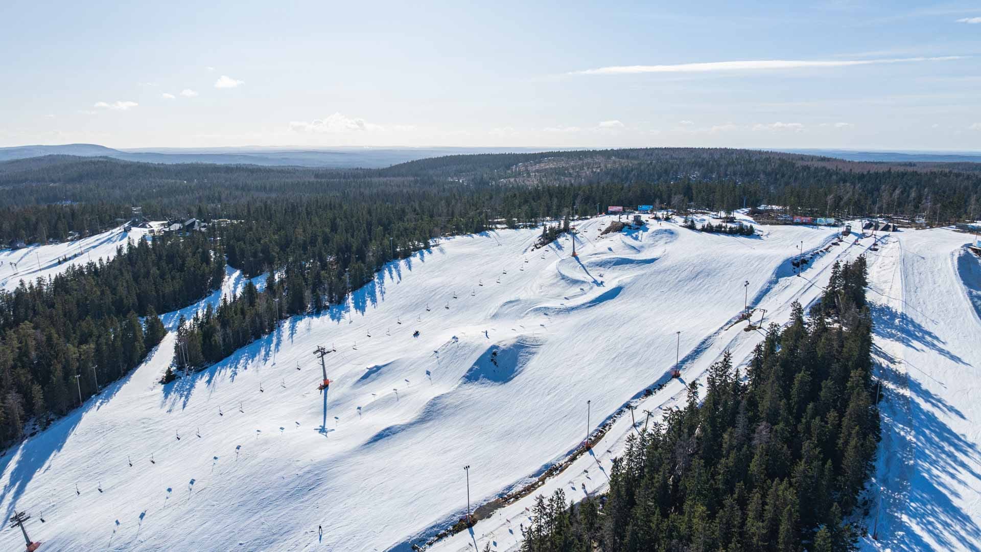 Tahkolla valmistaudutaan pääsiäissesonkiin – kaikki rinteet auki